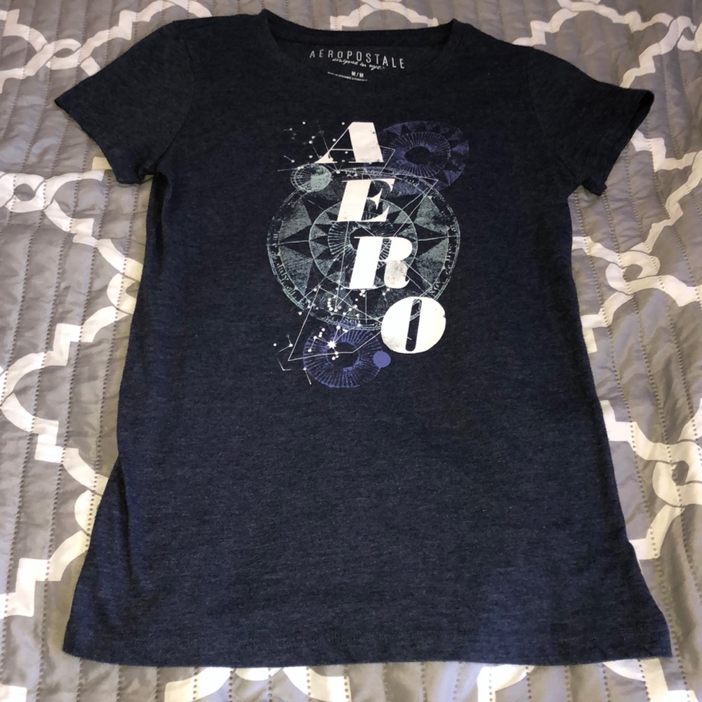 Aéropostale short sleeve shirt.